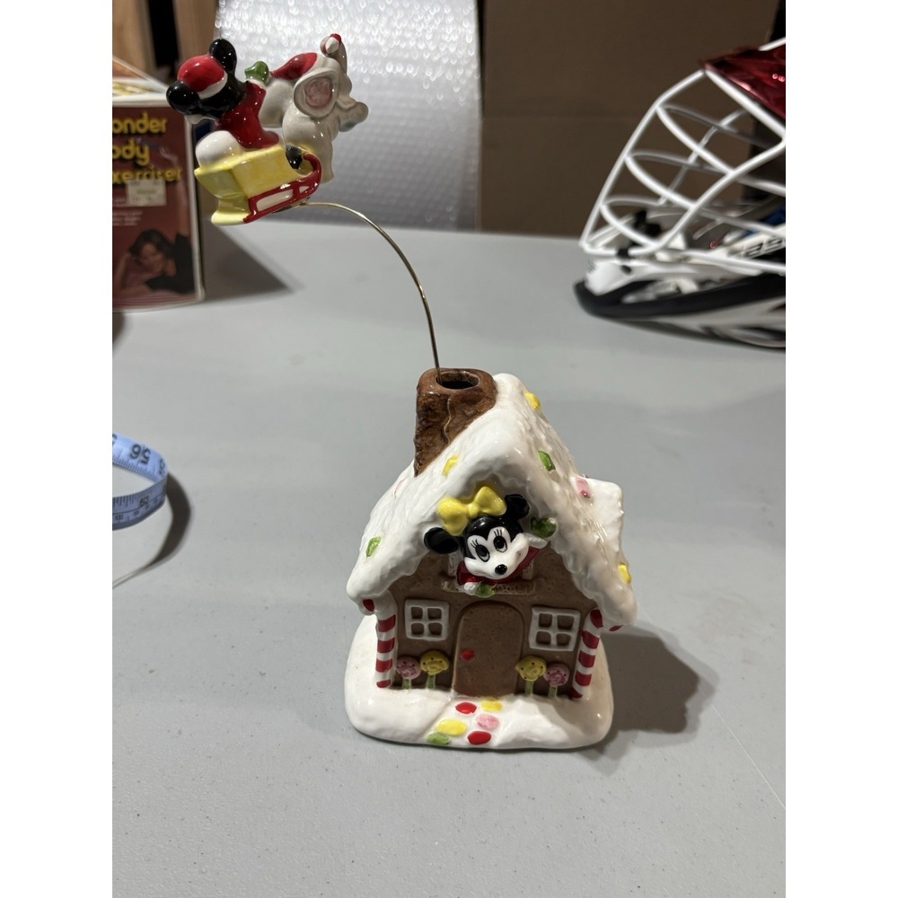Disney Mickey & Dumbo Rotating Flying Sled Over Minnie's House Holiday Music Box